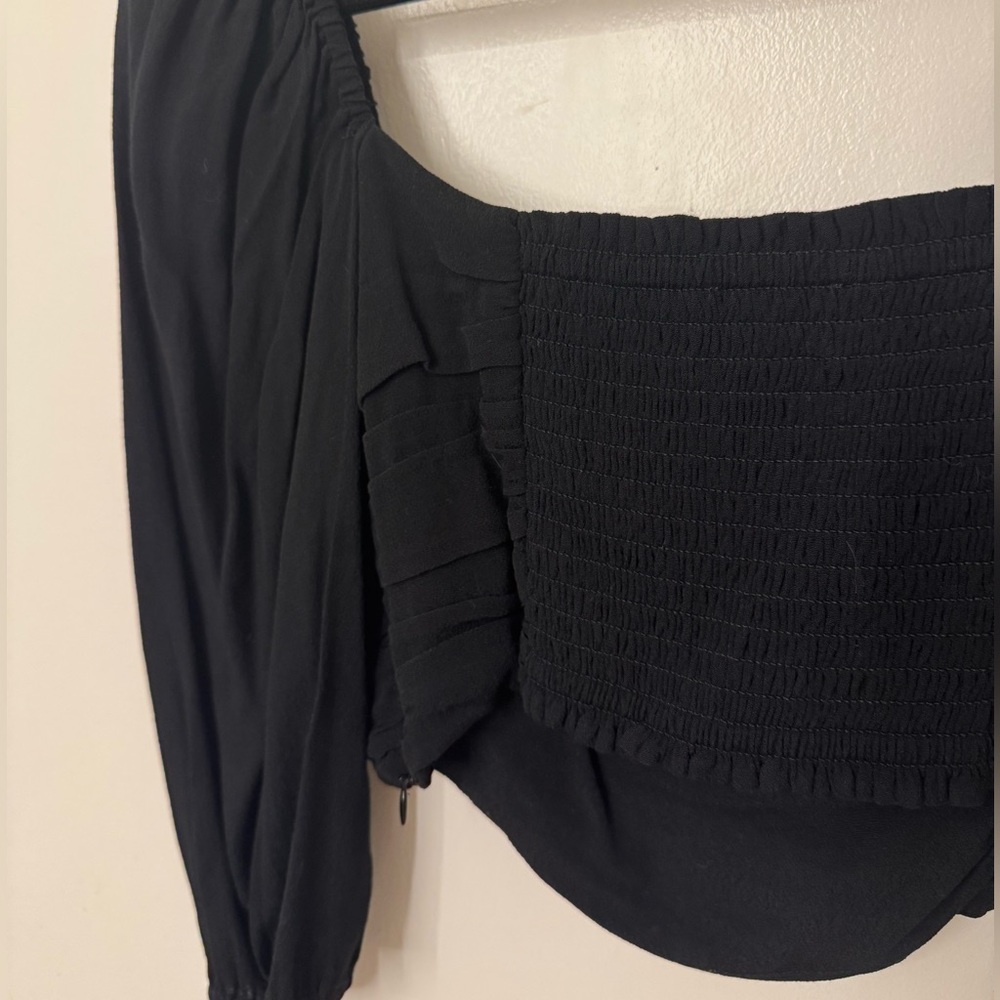 Aritzia Wilfred Lolita Blouse in Black - Picture 3 of 5